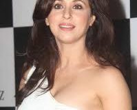 बॉलीवुड की रंगीला गर्ल कर रही है वापसी