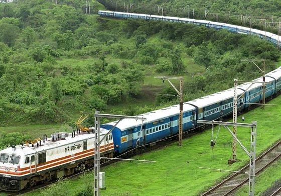 आज के दिन ही चली थी भारत की पहली ट्रेन