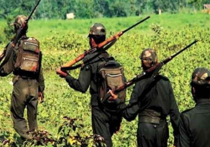 झारखंड के जंगल में 5 नक्सली मुठभेड़ में मारे गए