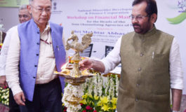 नकवी ने अल्पसंख्यकों के लिए कल्याणकारी योजनाओं में तेजी और पारदर्शिता लाने को कहा