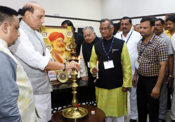 भारत की भी गिनती विश्‍व की शीर्ष अर्थव्‍यवस्‍थाओं में : राजनाथ सिंह