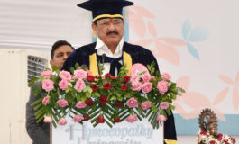 चिकित्सा एक उत्कृष्ट पेशा: उपराष्ट्रपति