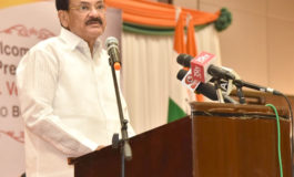 भारत में परिवर्तन का लाभ उठाएं: उपराष्‍ट्रपति