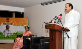 शांति और अहिंसा की आवाज  है भारत : उपराष्‍ट्रपति