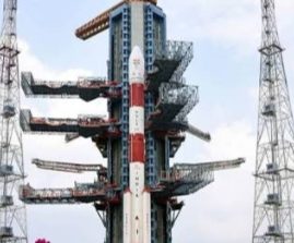 ISRO ने किया श्रीहरिकोटा से भारत के त्रिनेत्र CARTOSAT-3 का प्रक्षेपण !!!