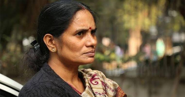 ,केजरीवाल के खिलाफ निर्भया की माँ को  कांग्रेस दे सकती टिकट