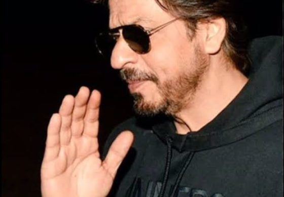 उद्धव ठाकरे ने इस अंदाज में किया शाहरुख खान का शुक्रिया