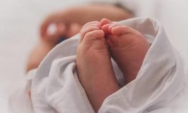 दिल्ली: कोरोना ने 10 महीने का बच्चा और पिता समेत आठ  स्वास्थ्यकर्मियों को लिया अपने चपेट में!..