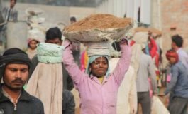 हमारा लोकतंत्र हमारे मज़दूर....