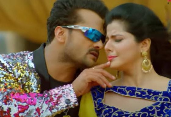 भोजपुरी गाना 'बिस्कुट डुबाके' में धमाल मचा रही है  खेसारी  लाल यादव और स्मृति सिन्हा की जोड़ी!