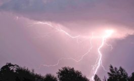 आकाशीय बिजली एक प्राकृतिक घटना, जानें इससे बचाव के उपाय!