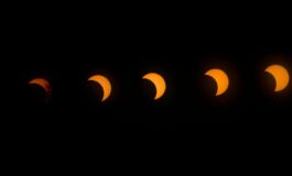A HYBRID SOLAR ECLIPSE TRANSPIRE