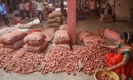 प्याज के और ज्यादा दाम बढ़ेंगे या दिवाली तक प्याज के दाम में र|हत होने की उम्मीद